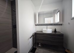 13 Ferienhaus29 Badezimmer3